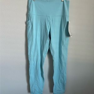 NWT lululemon aligns